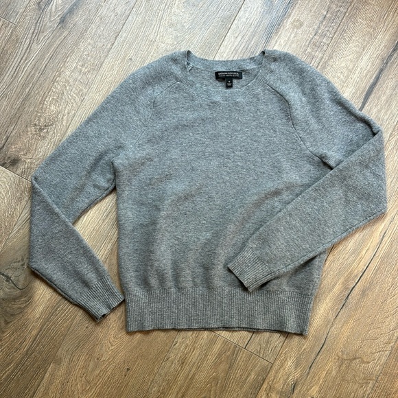 Banana Republic Gray Italian Merino Blend Sweater Size Small Crewneck Women Men - Picture 1 of 13